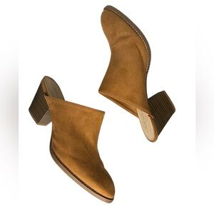 OLD NAVY Toffee Faux Suede Slip On Mule Women Size 10